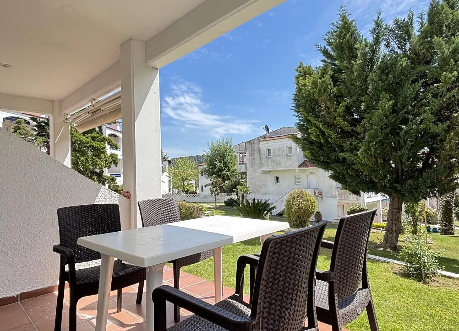 Siviri Coastal Comfort - 70M Form The Beach