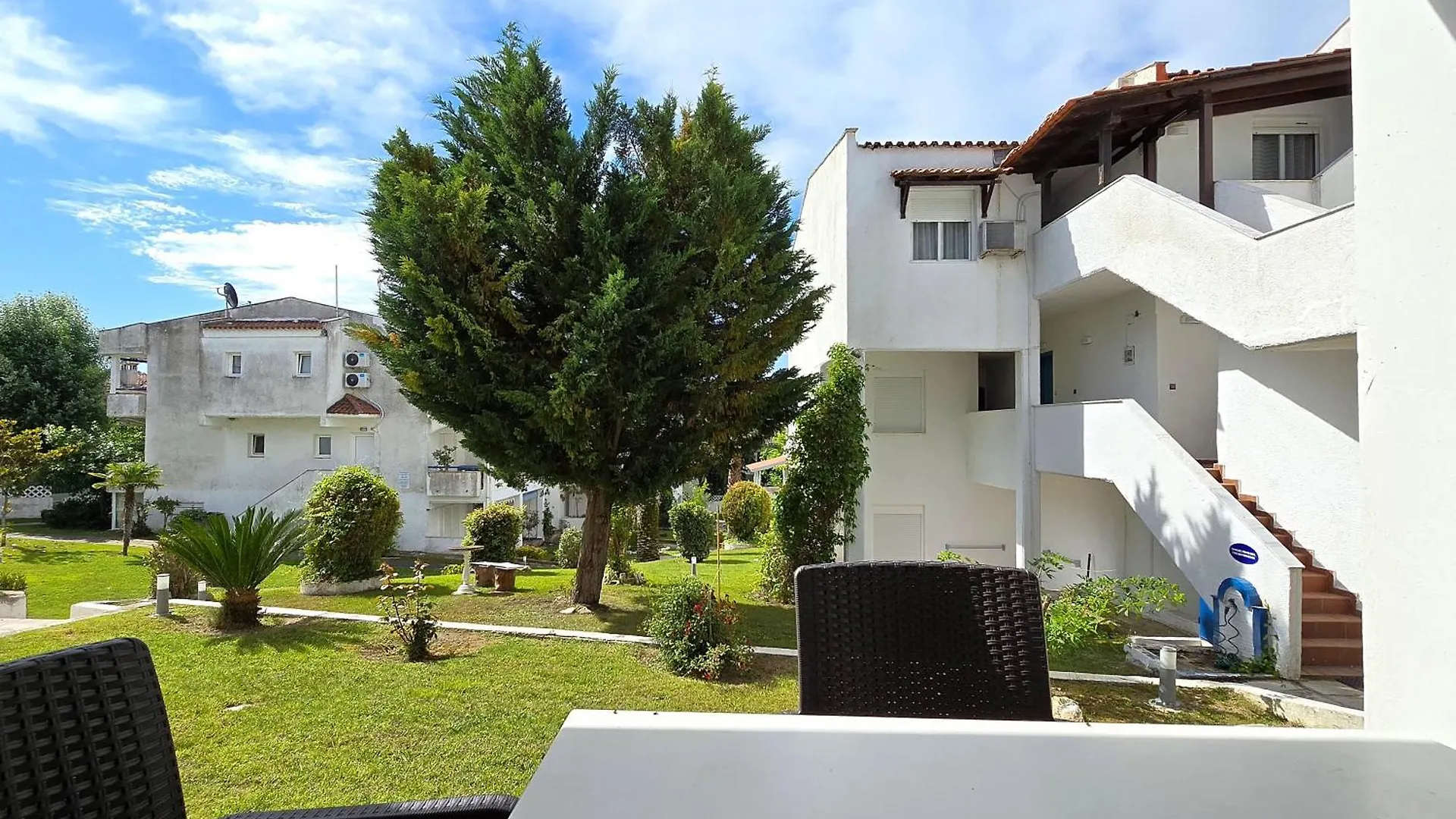 Siviri Coastal Comfort - 70M Form The Beach Grecia